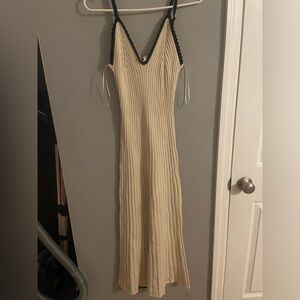 Elegant Cream Sleeveless Dress